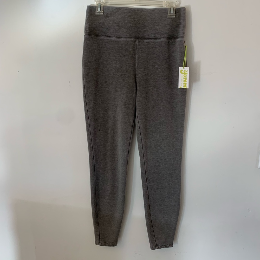 Yummy M Leggings Gray NWT